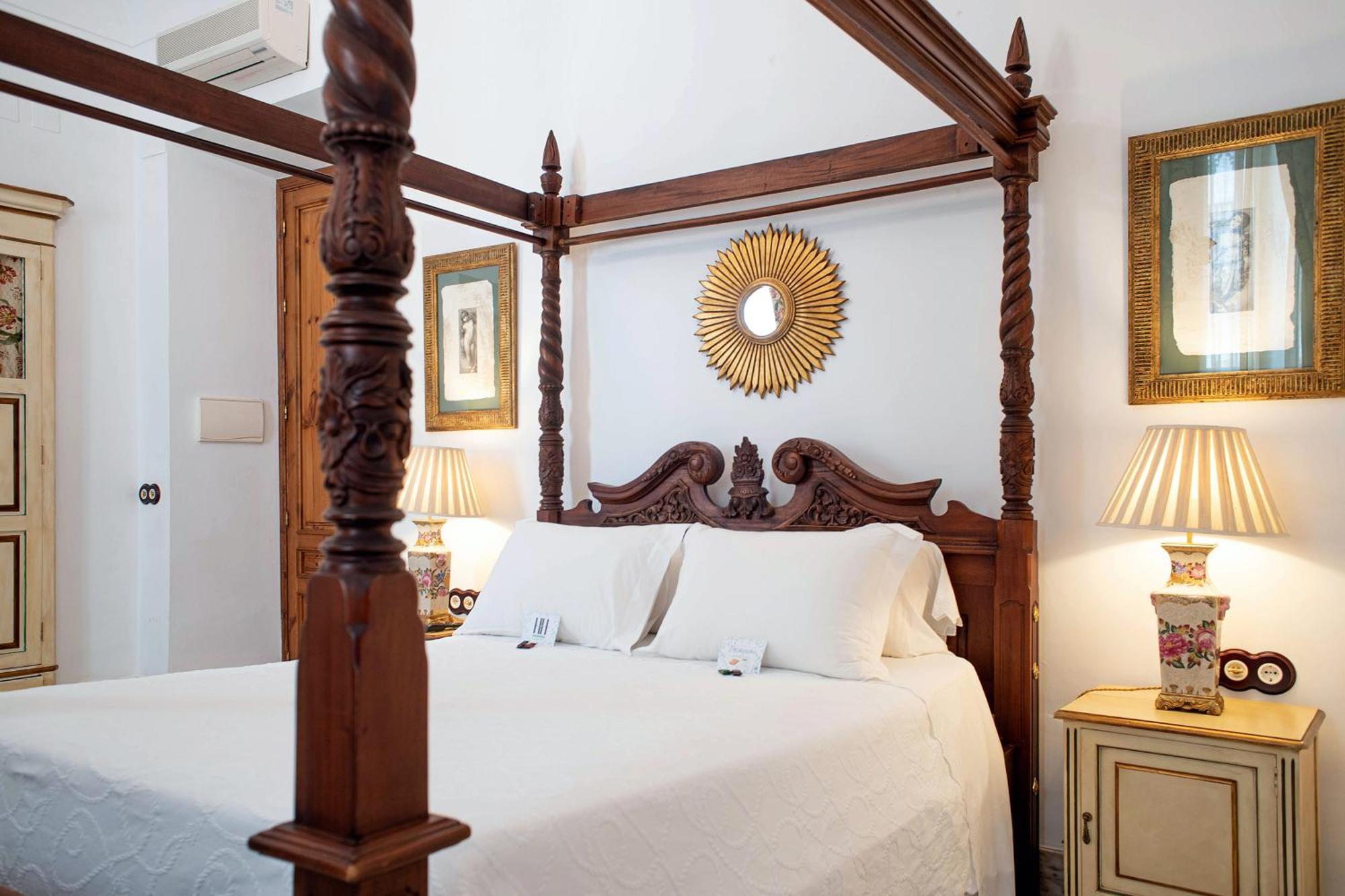 Deluxe King Suite,1552039687:JPEG